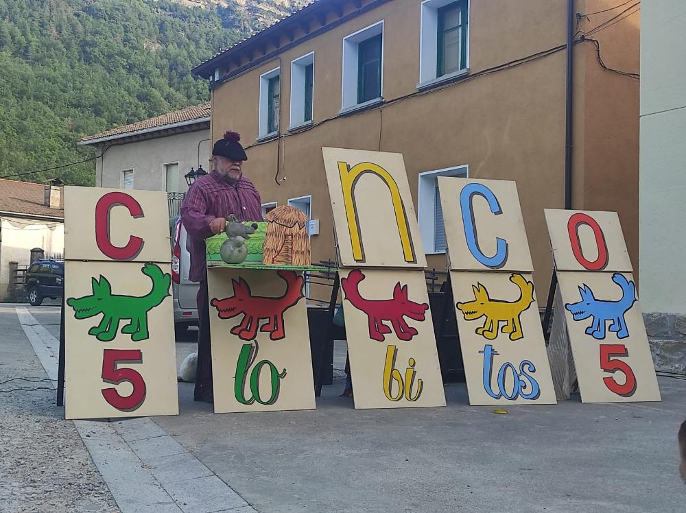 Imagen Actuación de Teatro en Santaliestra